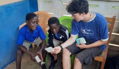  Volunteering Tourism 