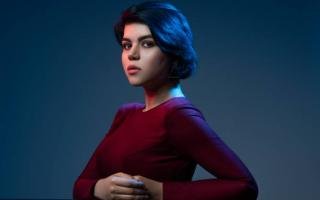 Emma Johnson - 24 years old