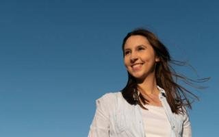 Sarah Mitchell - 25 years old