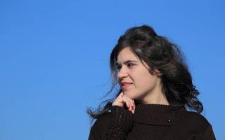 Olivia Davis - 23 years old